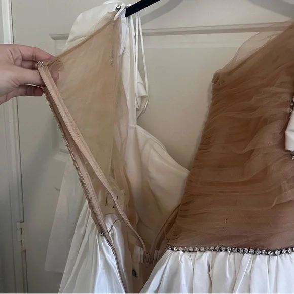 KHAITE Tracy crystal-embellished ruched tulle and cotton-sateen dress SIZE 2 - Picture 14 of 15